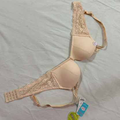 Pack of 2 – Premium Lace Padded Bras (All Colors Available) – 50% OFF